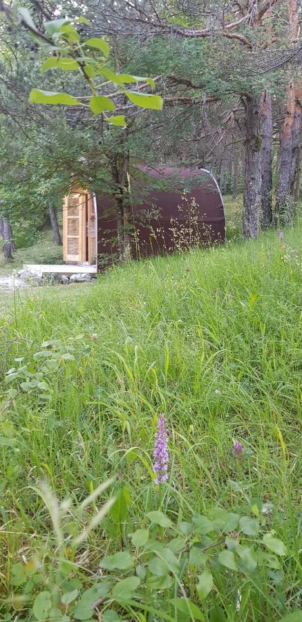 Camping La Chabannerie Hotel Saint-Martin-de-Clelles Exterior foto