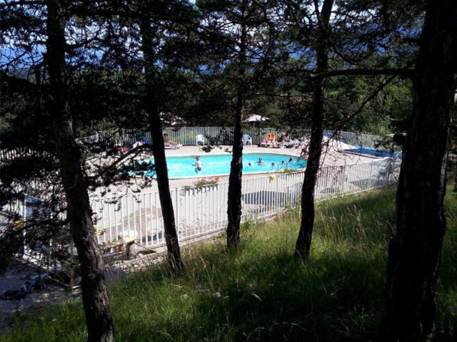 Camping La Chabannerie Hotel Saint-Martin-de-Clelles Exterior foto
