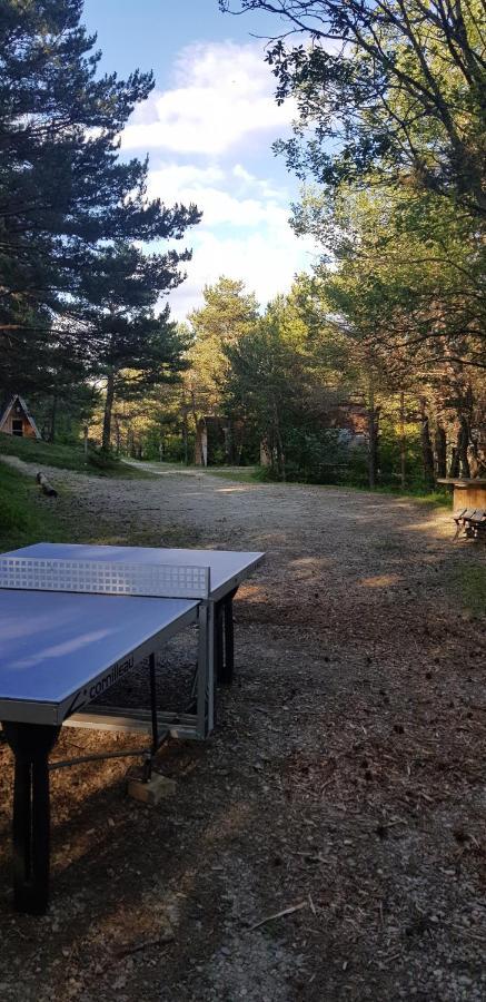 Camping La Chabannerie Hotel Saint-Martin-de-Clelles Exterior foto